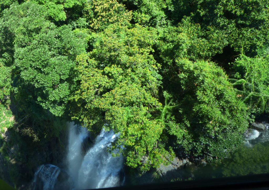 view of Wulai's waterfall from the gondola