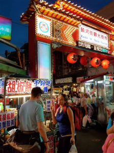 Raohe Night Market. Attractions and Things to do off Taipei's MRT Green Line Stations. Songshan–Xindian. Metro system. Songshan Station